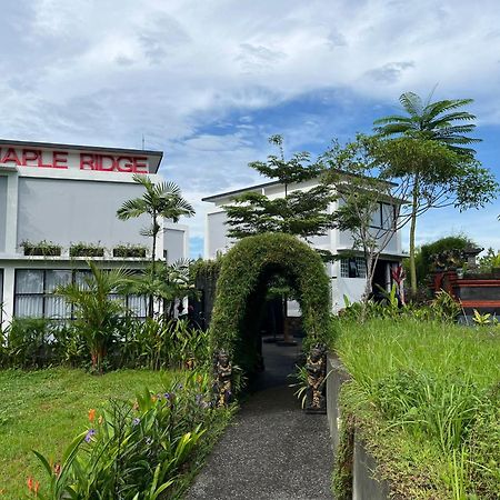Maple Ridge Ubud Villas Exterior photo